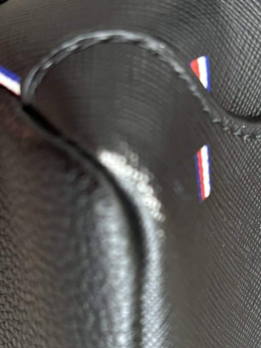 Tommy Hilfiger Crossbody Bag - Picture 6 of 6